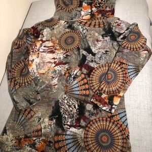 Psychedelic wide cowl neck cozy material soft pure essence size L